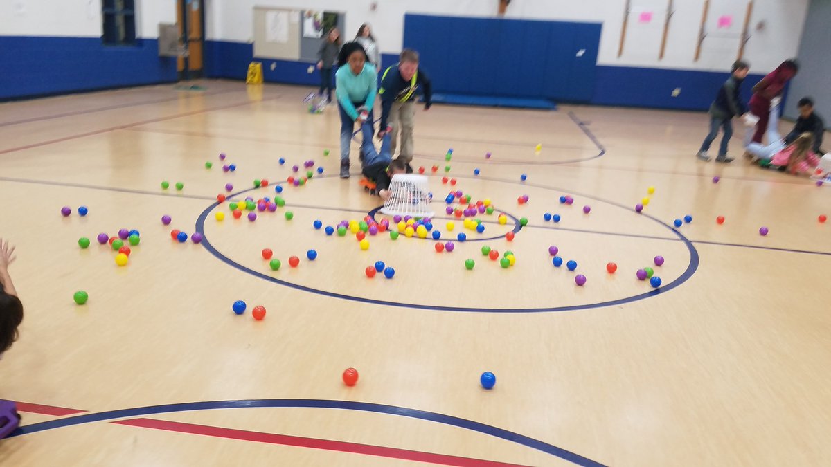 TeacherStacey3's tweet photo. Fractions Hungry Hungry Hippos review. Teams answered questions to earn time to gather as many balls as they could. What a great end to our unit! #nescougars #scps https://t.co/DOWN3a5p0O