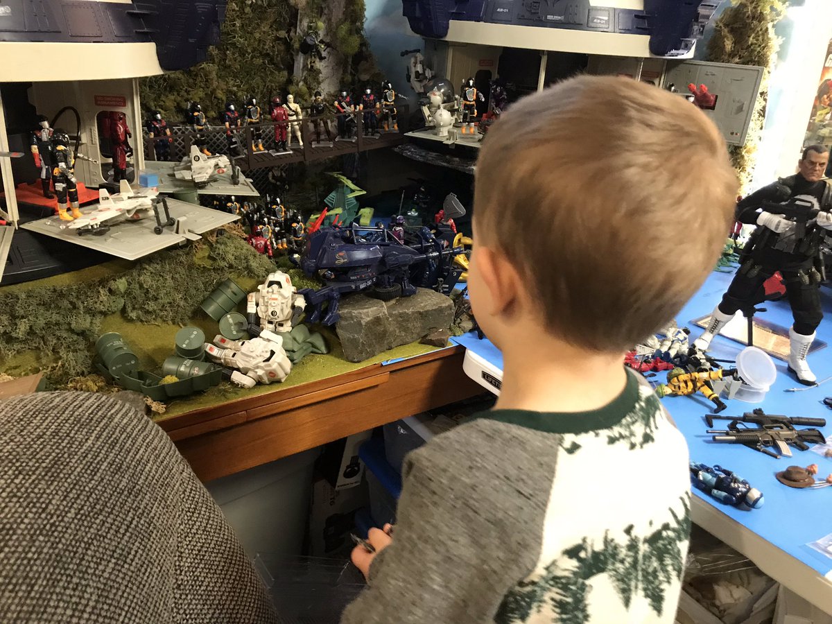 CobraShadowJoes's tweet photo. What do we do when we go to bed on #fridays son? We wake up to play with toys the next day dad... #GIJOE #COBRA @NECA_TOYS @mezcotoyz #kids #Saturday #nothingisofflimits #fear https://t.co/ule2yOOLjY