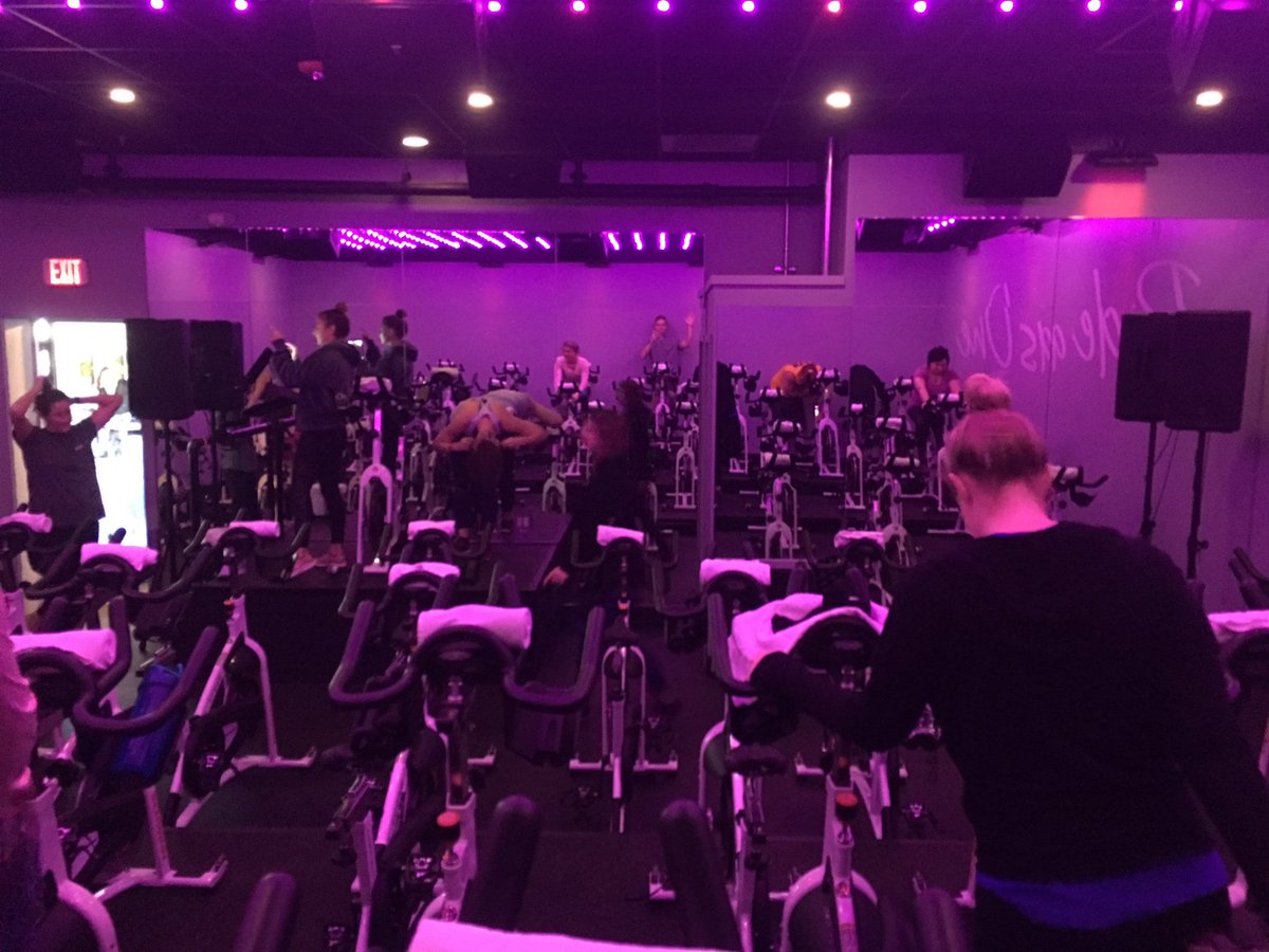 CoachCramphin's tweet image. This should go well.
#ExpandRoutine?
#WifeMadeMe