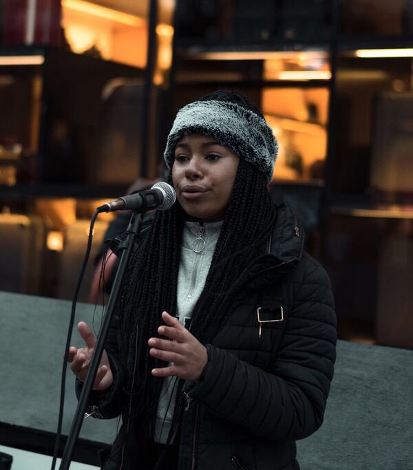 Busking in leeds📍 Whatever the weather, don’t stop your grind🌦✨Photo cred to - @brentncoombs Thankyou!! 💯🙏🏽✨