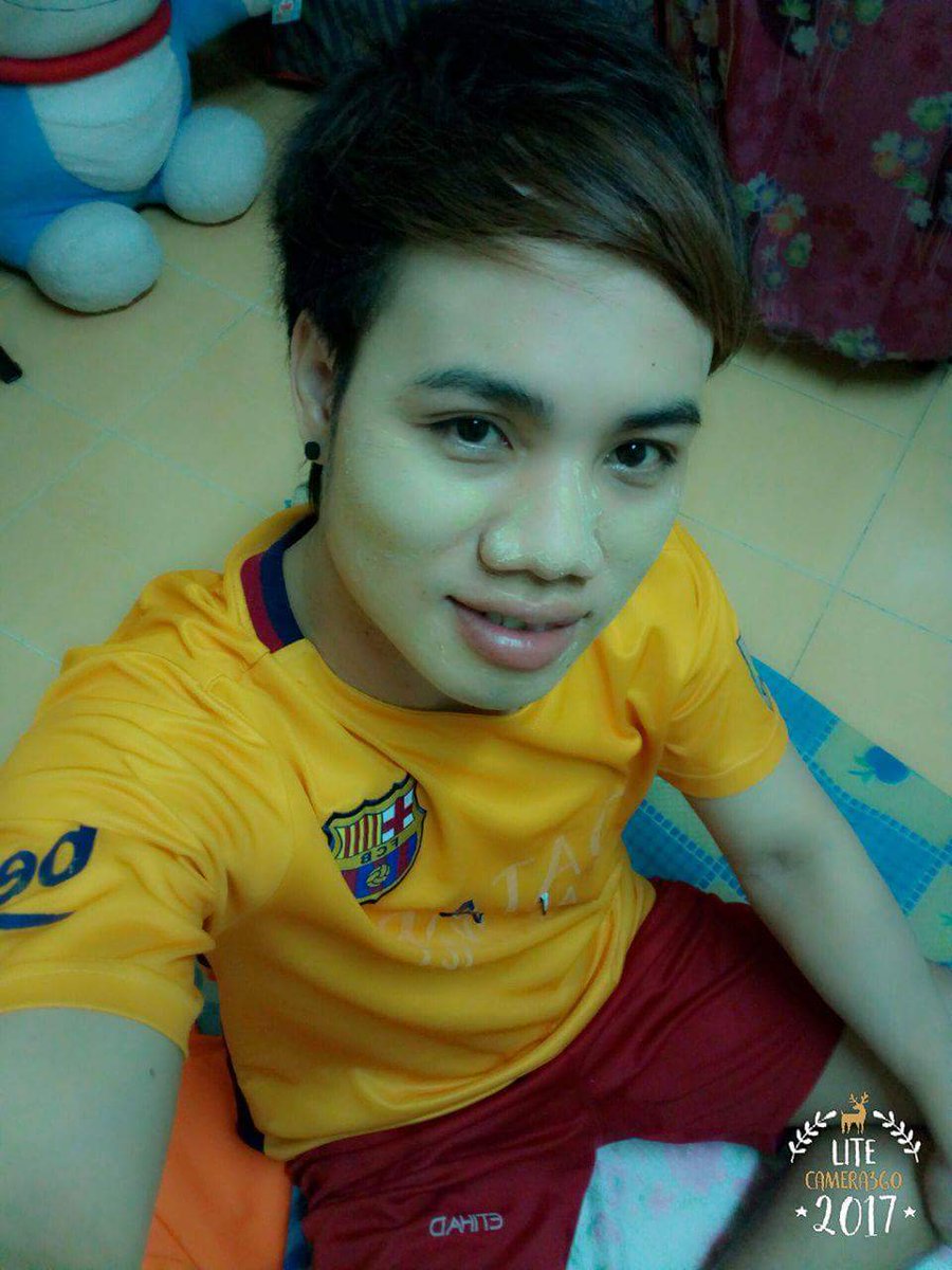 SoeSoeLay9's tweet photo. တေယာက္ထဲဘဝ https://t.co/Ai4XvMeldp