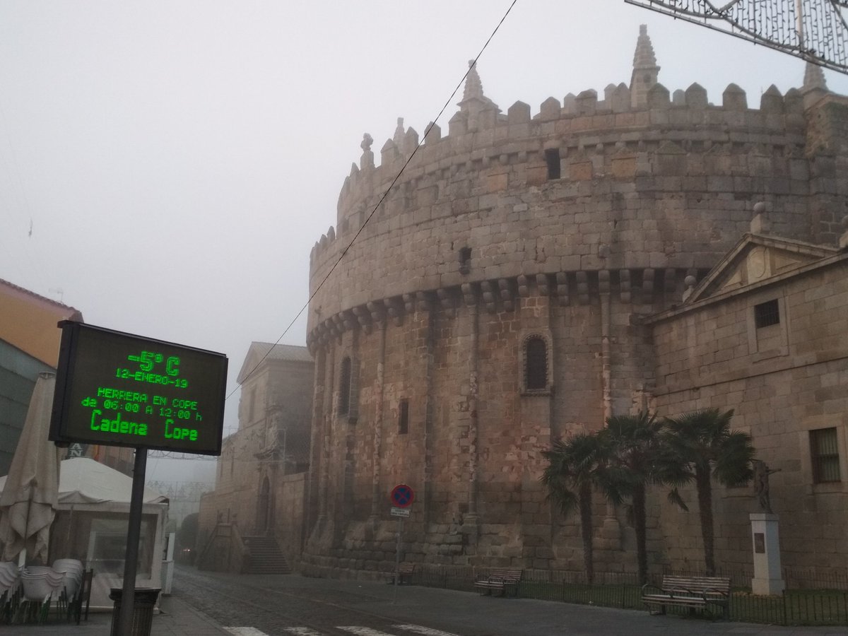 Catedral de Ávila's photo on #friopolar