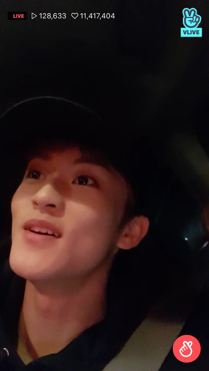 yukheos's tweet photo. mark lee 💝💖💗💞💕💘💓 https://t.co/ysIhpoiVj3
