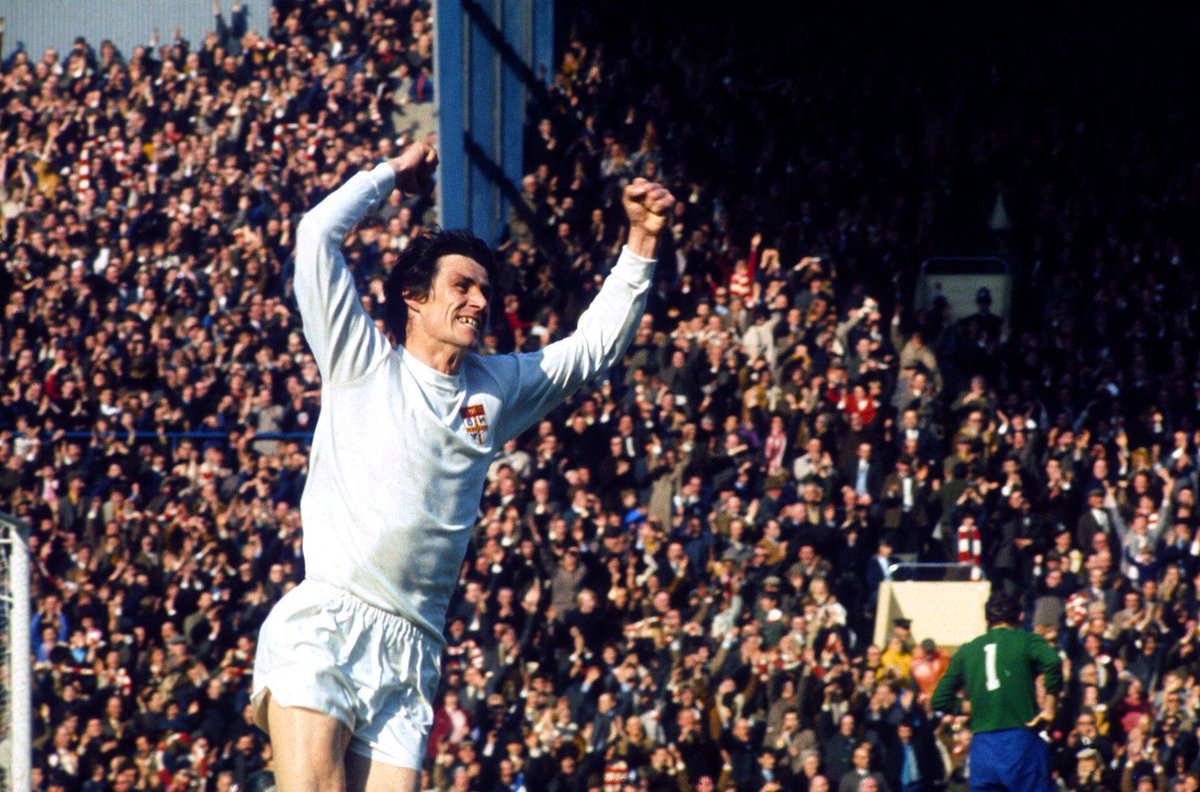 OldFootball11's tweet photo. #StokeCity's #JohnRitchie celebrates after giving his team a 2-0 lead against #Arsenal in the #FACup semi-final at #Hillsborough in the 1970/71 season. https://t.co/8nJ81lnVaf