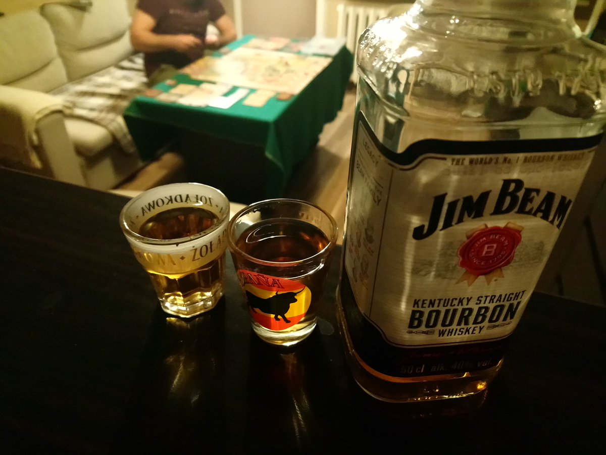 MrBatoninio's tweet photo. 🤠 #GreatWesternTrail #greatwesterntrailboardgame #lacerta #wildwildwest #dzikizachód #jimbeam #kentucky #kansascity #Cowboys https://t.co/nzjH9lXUNo