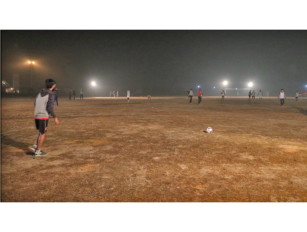 IIMR_Infusion's tweet photo. Under the bright lights of #IIMRohtak  ground, participants from the top B-schools of India including IIFT,  IIM-Ksp, DBE and FMS battled it out in the events of Futsal, the football competition. 
#IIMRohtak #IIMR #Infusion19 #Football #Sports #Infusion #IIMRInfusion https://t.co/9FUELiXPrz