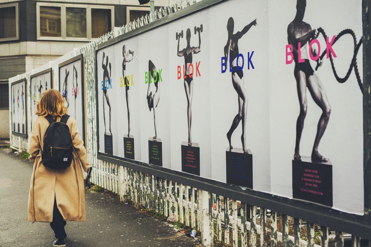 Signing up to gym this new year? Do it in style. Blok in Shoreditch is the most visually satisfying gym you'll ever workout in 🥊‍ 🏋️‍. Even their ads scream ART! 
Want to know what else Shoreditch has to offer? Check out our area guide below 
buff.ly/2BfvsTB