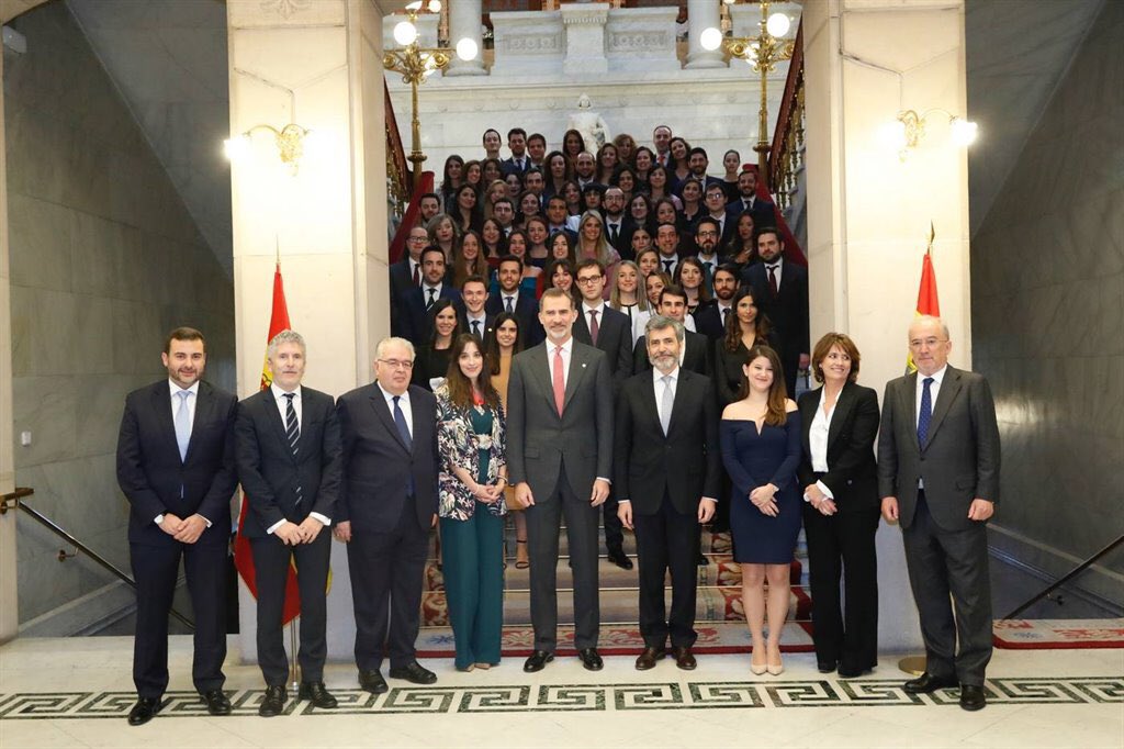 TC_Esp's tweet photo. El Pdte. del TC, ha acudido este martes a la entrega de despachos a la LXVIII promoción de la carrera judicial. En el acto, presidido por SM El Rey, han participado el Pdte. del TS y del CGPJ, Carlos Lesmes; la ministra de Justicia, Dolores Delgado; el ministro del interior... https://t.co/p6EHmWTThp
