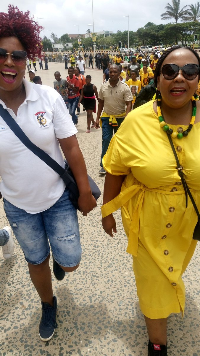 k_matshediso's tweet photo. #PeoplesManifesto @_cosatu #betherechallenge accepted https://t.co/QDX6qb0xqP