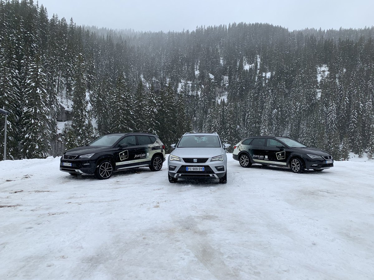 #FLAINE Pour ce we prévoyez les chaînes ⛓ (et pas qu une seule seule ... ça marche moins bien ...🤔) car les météos annoncent entre 30 et 60 cm de neige ⛄️ ❄️🌨 à partir de ce soir 👍🏻et aussi durant la semaine 😉👍🏻the snow equipment are advised 🚗 cause of the ⛄️❄️🌨