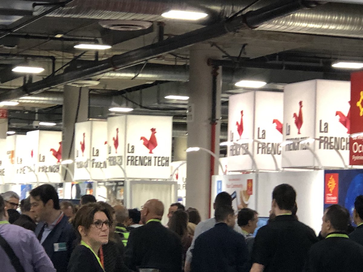 MSalvadoretti's tweet photo. Fiers d’être français au CES 2019 de L’as Vegas https://t.co/nZIzx8W4Ho
