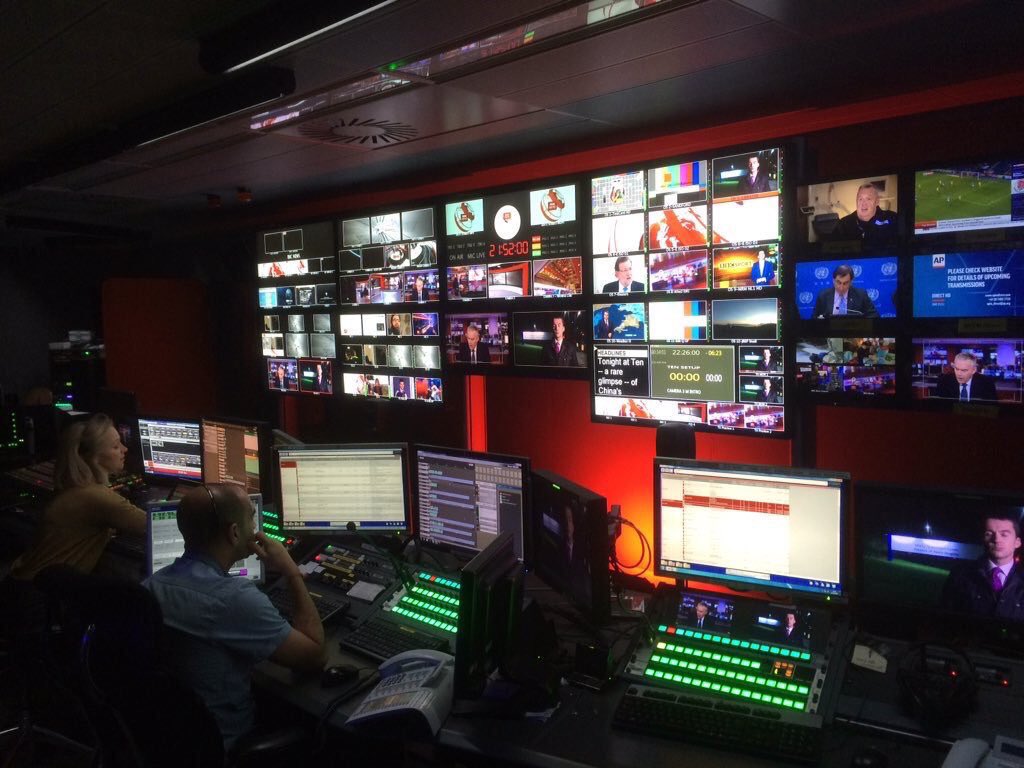 BBCFrediani's tweet photo. Interested in a career in journalism? Applications now open for the excellent @BBCNews trainee scheme. Deadline to apply is Feb 7th #bbcjts https://t.co/u0r9sInXJy https://t.co/SqhrxCyMMB