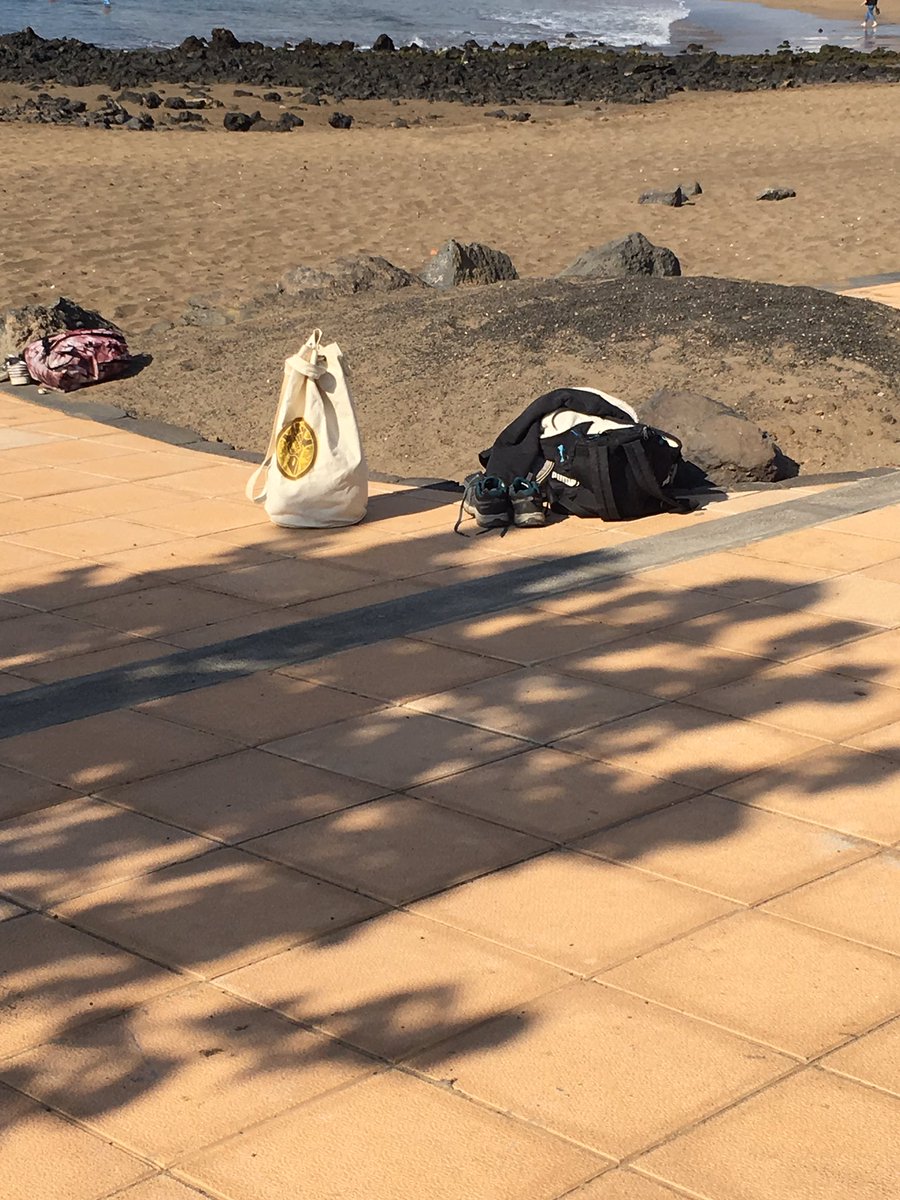 ALilRabbsRS's tweet photo. Walking along the beaches in Lanzarote and stumbled across a runefest 2016 bag.. what are the chances.. #runefest2016 @RuneFest https://t.co/dNW0Yq4wgs