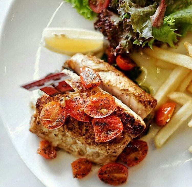 senayancity's tweet image. Have dinner with Baramundi and Cherry tomato sauce come with spinach, tomato sauce and 2 side dish. Pancious Senayan City 5th Floor.
#SCFOODIES #pancious #dinner #SENAYANCITY