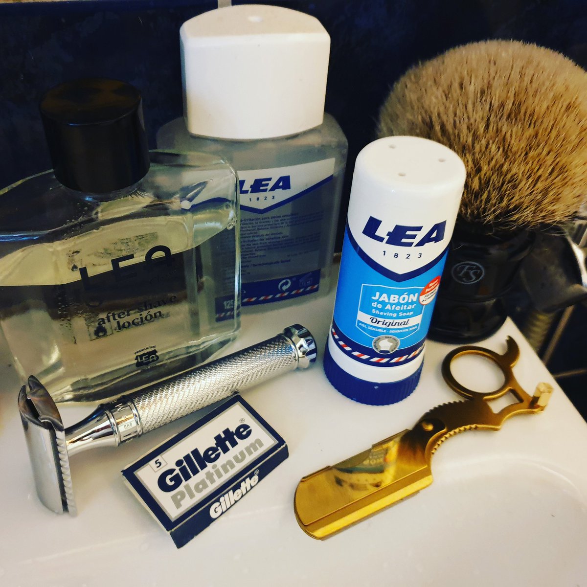 shave7razor's tweet photo. #SOTD #faceshave #straightrazor #shavette #Pakistan #headShave #DE #razor #muhle #R41 #gillette #platinum #lea #franksshaving #badger #wetshaving #shaving #shave #wetshave #wetshavers #weekend #Saturday #love #smooth #Norway #shave7razor @shave7razor @Allwetshavers #allwetshavers https://t.co/qxOHfSW5Di