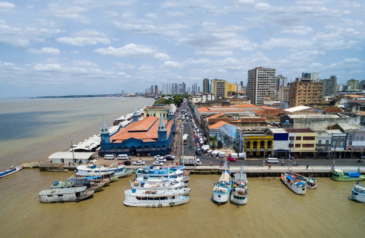 Focanafolga's tweet photo. Parabéns Belém, pelos seus 403 anos! #Belém #403anos https://t.co/OIV5HpFl9h