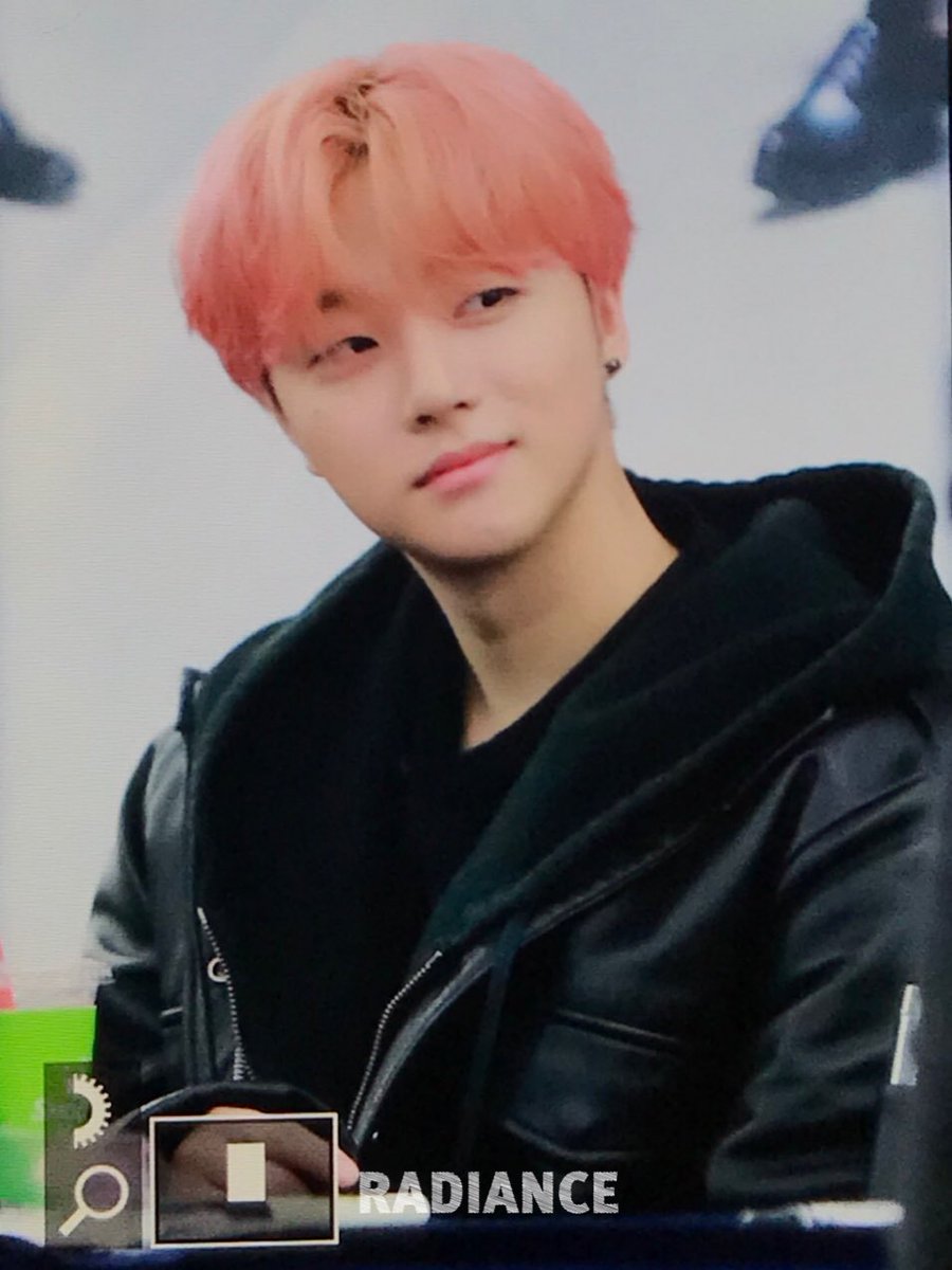Radiance_JH's tweet photo. 190112 🥰

#진환 #iKON 

@iKON_gnani_____ https://t.co/96ghKsk2Pj