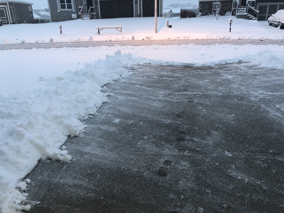 AP1470_'s tweet photo. Got a decent workout in this morning! Liberty got a ton of snow!!! https://t.co/8O5LbXBfQG