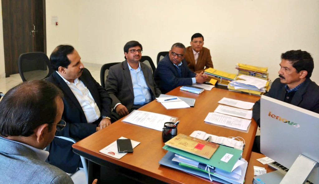 #NewsFromNITI: #NITIAayog team met with Principal Secretary (Employment &amp; Training) of #Jharkhand &amp; officials of L&amp;T on establishing Construction Skill Centre in #AspirationalDistrict #Sahibganj &amp; discussed introducing construction skill training in five more districts of state.