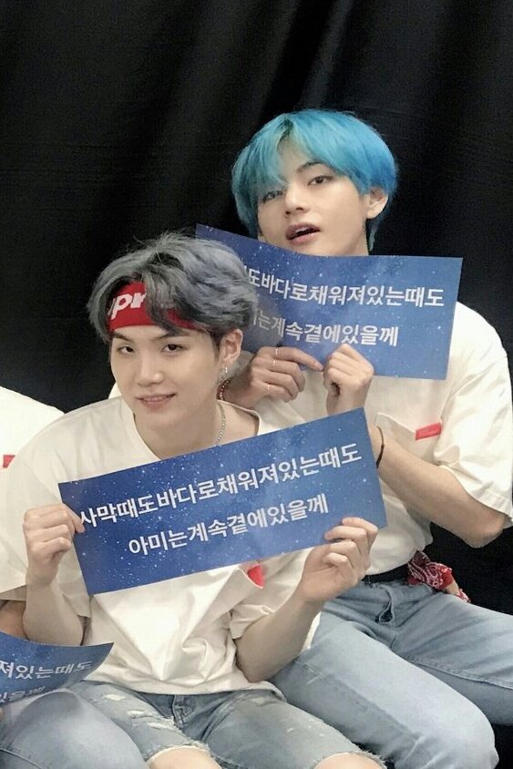 1.12.19 Nagoya, Japan

Syubs in silver hair &amp; Bwi in Blue hair OMFG!!!! 😱 Are they even real?? 😭💜💙

#TAEGI #V #SUGA
#Taehyung #Yoongi