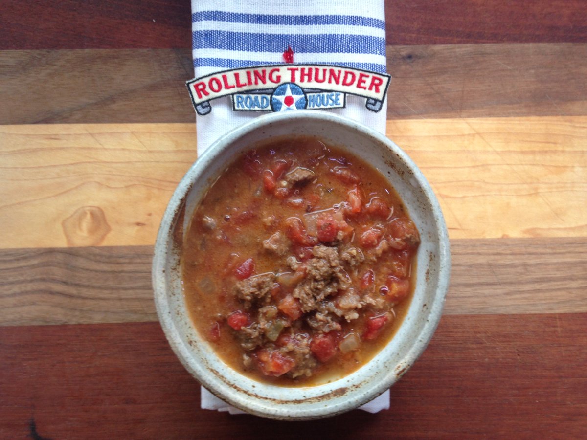RTRoadhouse's tweet image. It&apos;s ready, @RTRoadhouse chili.  Get it while you can!  #lunch #jonestowntexas #goodfood #texashillcountry #FM1431 #RollingThunder #bikers