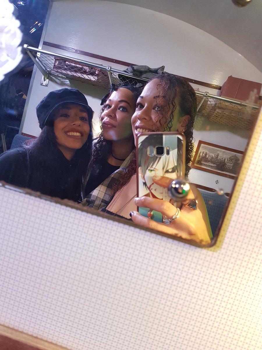 JaxieScarlet's tweet photo. Such a great day being spent with my sisters having fun at the #wbstudiotourlondon what better way to cause some mischief!! 💕#sistersday #wolfpack #londonfun https://t.co/nXC672LQ1c