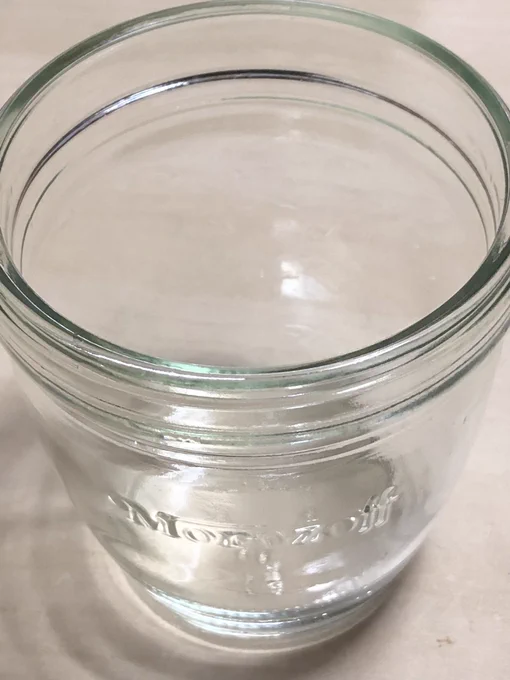 モロゾフのプリンの瓶もったいない。そうめんのつゆ鉢にしようかしらんと考える。毎回。 