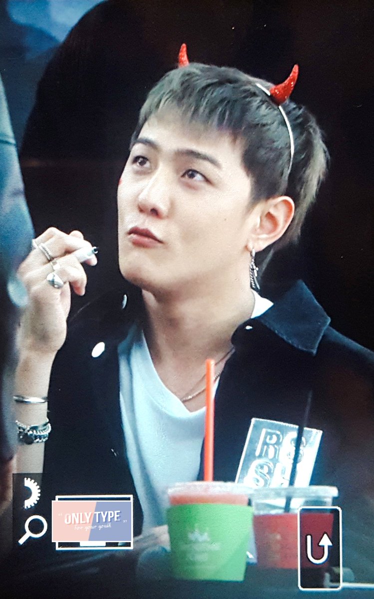 type_only's tweet image. 190112 PREVIEW
#iKON #DK #Donghyuk #동혁 

이렇게 귀여운 악마가 어딨어 😭
@D_dong_ii