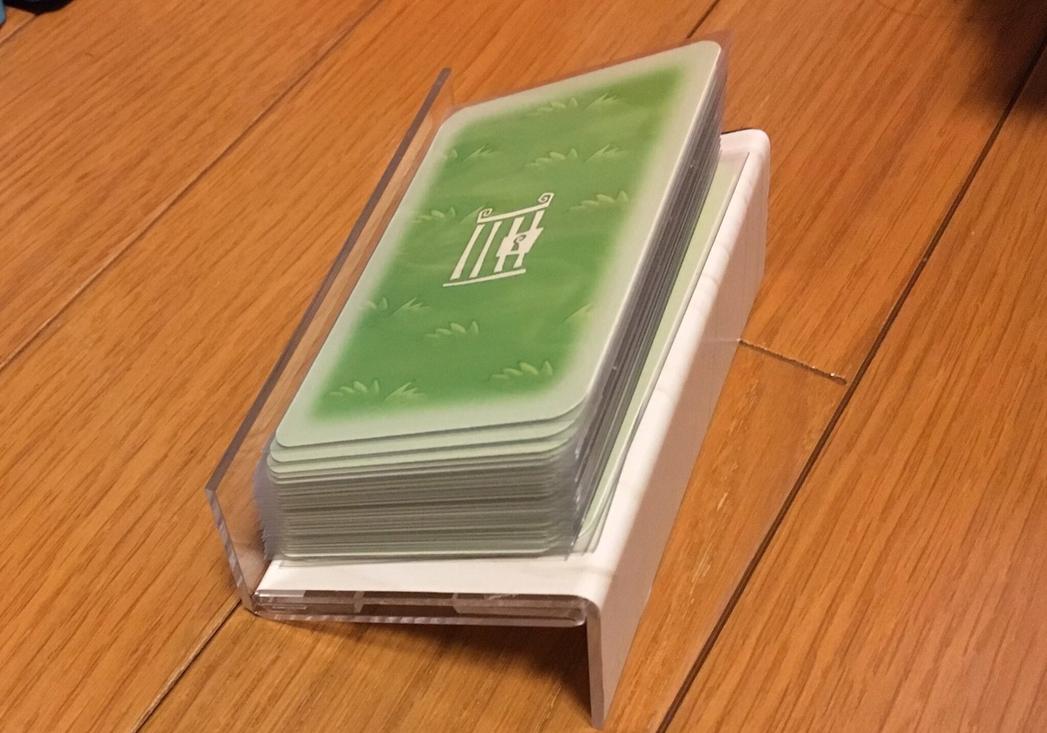 ヤス ボ育て中 V Twitter お手軽カードスタンド作成 100均のカードスタンドをふたつ貼り合わせるとあら不思議 ボードゲーム用の カードスタンドの出来上がり 0円なり 先ほど同じようなツイートをしましたが商品名を書いてしまってたのでカード ヤス ボ育て中 V Twitter お手軽カードスタンド作成 100均のカードスタンドをふたつ貼り合わせるとあら不思議 ボードゲーム用の カードスタンドの出来上がり 0円なり 先ほど同じようなツイートをしましたが商品名を書いてしまってたのでカード