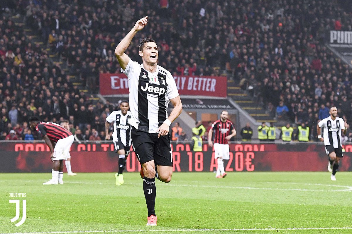 Con 15 gol e sette assist, @Cristiano ha preso parte attiva al 47% dei gol stagionali della Juventus (22 su 47). #BolognaJuve