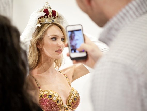 VSPINK_JPN's tweet photo. 👑Request 👠
@angelcandice #VSFS2013 https://t.co/RmdmPzueTP