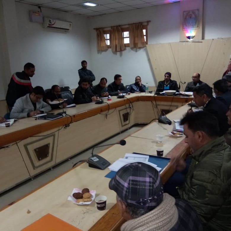 NHM  J & K tweet media