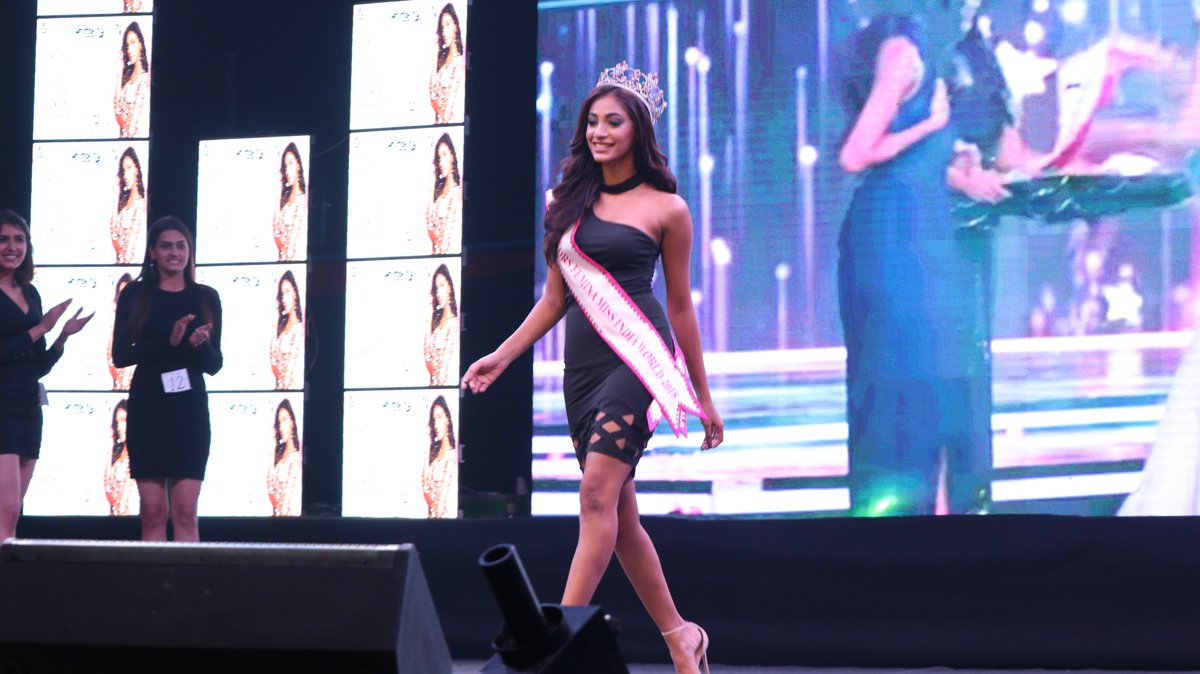 IIM_Rohtak's tweet photo. Beauty queens from all across the nation converged at @IIMR_Infusion to realise their dream of winning the crown of Femina Miss India Campus Princess with Ms. @anukreethy_vas, Miss India World 2018, as the judge of the event. #FeminaMissIndia #CampusPrincess #IIMRInfusion https://t.co/WWjQiFXvKd