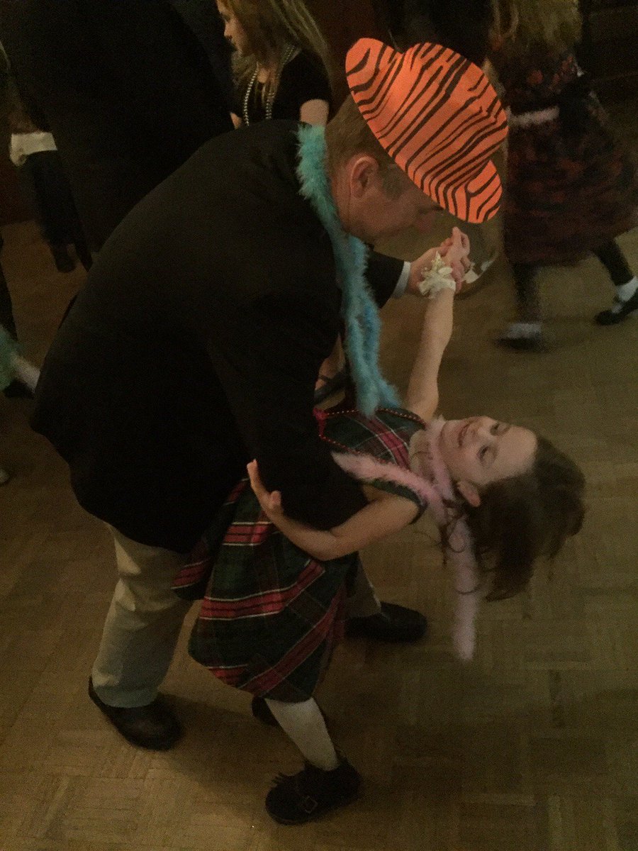 theracquetsclub's tweet photo. Father Daughter Dance was a huge success! #congoline #makingmemories #theracquetsclub https://t.co/yGV5G96h17