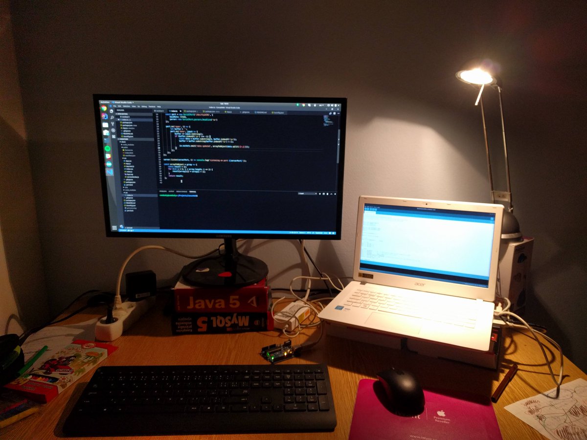 4th_team's tweet image. Programujeme o 106! 💪 #Cansat #ArduinoCC #VisualStudioCode