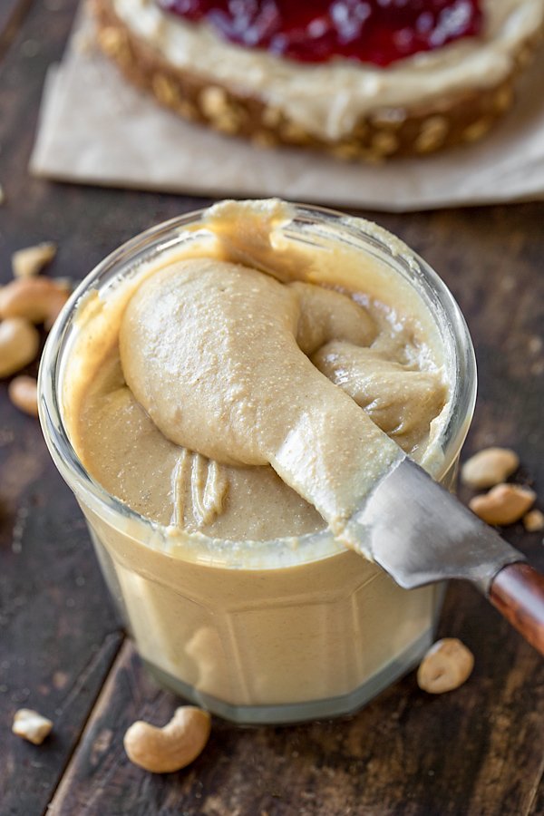 Ever prepare a homemade nut butter? Super easy, minimal ingredients, and much tastier than the store-bought stuff! Cashew Butter recipe on The Cozy Apron...perfect alternative to peanut butter! thecozyapron.com/cashew-butter/