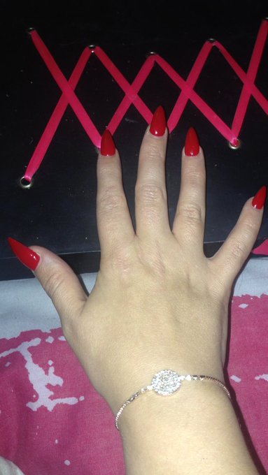 The claws are out! Join me Sunday from 8am EST. https://t.co/JgNlYl4L8i I can't wait.   Feel free to<a href="/tag/camgirl"class="tags"><span>#camgirl</span></a>