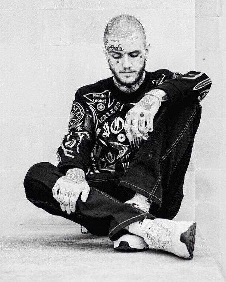 Lil Peep pictures 💜 tweet media