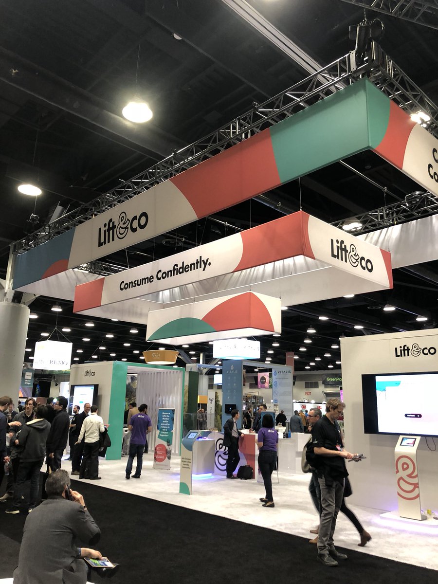 lotuscannabisco's tweet photo. Consumer-day at the @liftandco expo. Non-stop quality conversations yesterday. Been a treat so far. #LiftVan https://t.co/fOlnXAJJcv