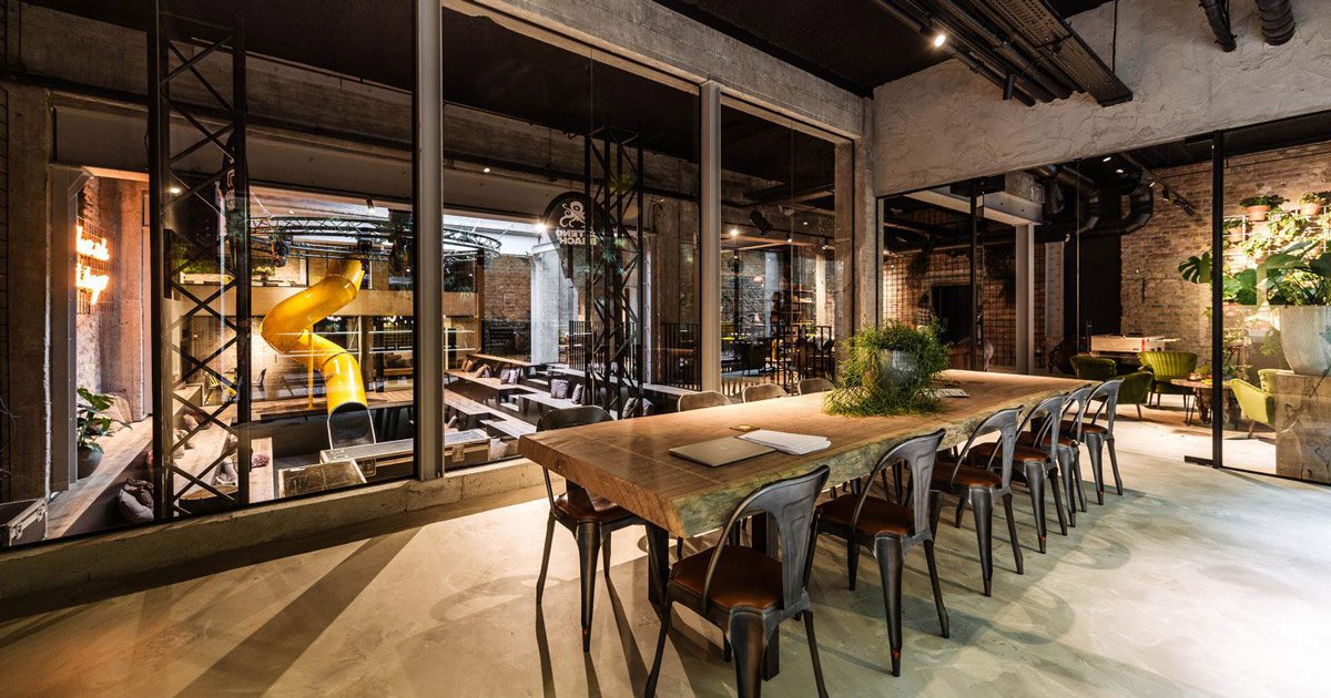 zoozocoarch's tweet photo. skinn creates stylish new york inspired interior for upstairs hotel in belgium https://t.co/cxQiICyFeW https://t.co/DKDa8JLxmk