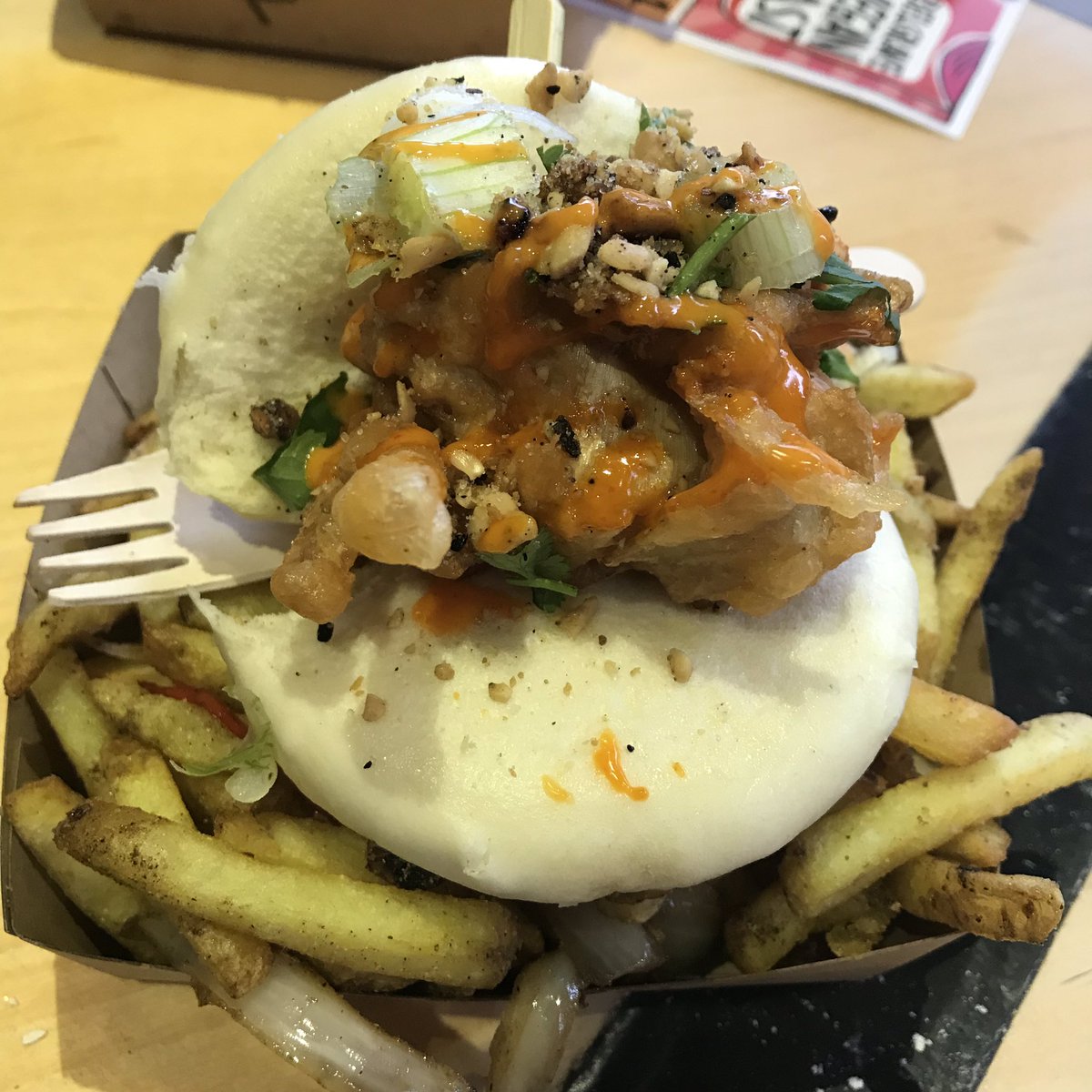 LunchLeeds's tweet photo. Such a fab vegan treat from @Belgrave_Leeds and wonderful to see so many kids having a fab time too! I even picked up some lovely gifts! Head on down if you can 👌🏼💕 #lunchinleeds #leedswithkids https://t.co/i1fJZsdrJA