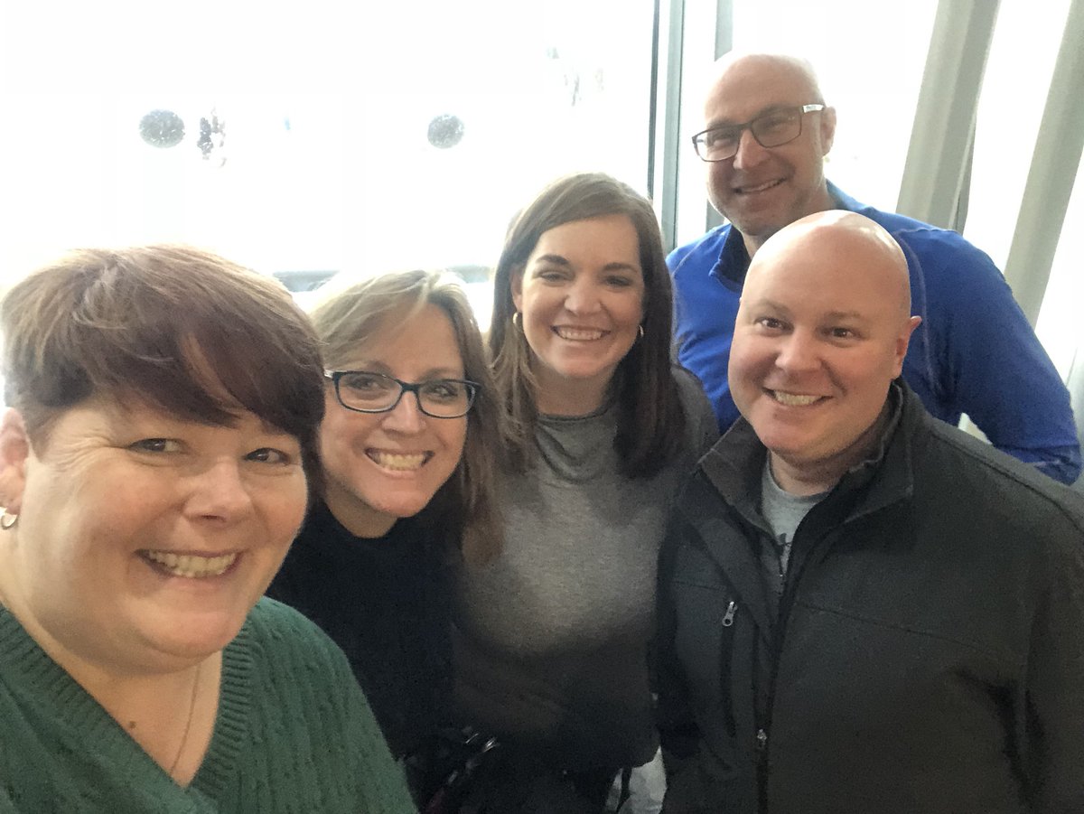 JPlovesCOTTON's tweet photo. For those following along at home.... #Snowmageddon struck #STL but we dug ourselves out of 10 inches of snow, were really nice to TSAs who didn’t get paychecks this week &amp; are headed to #AFBF19. Hope the @FarmBureau peeps are ready! https://t.co/koCKMDMw2Y