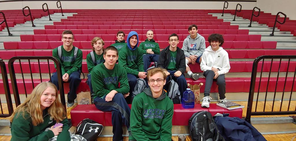 ReedyWrestling's tweet photo. Rise and grind! Back at it again with our white vans #keepgrinding #dangdaniel https://t.co/uYJSUBEWWi