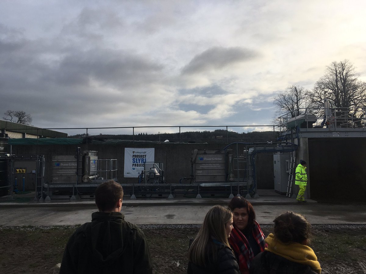 hefparke's tweet photo. Second breakout session of the day with @JohnGelliAur with the @Prosiect_Slyri showing us hope if the NVZ rules happen in wales and now a farm tour with farm manager Huw Davies @ColegSirGar #cfficonference #slurry #future #farmo https://t.co/i0x5ZZDzZN