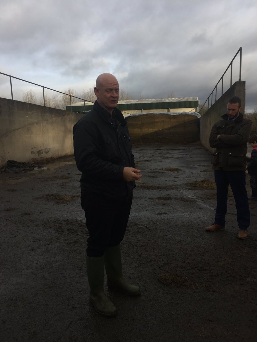 hefparke's tweet photo. Second breakout session of the day with @JohnGelliAur with the @Prosiect_Slyri showing us hope if the NVZ rules happen in wales and now a farm tour with farm manager Huw Davies @ColegSirGar #cfficonference #slurry #future #farmo https://t.co/i0x5ZZDzZN