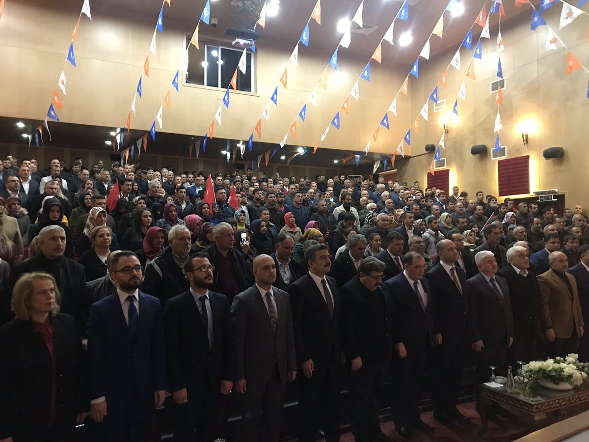 Ak Parti MKYK Üyemiz Sn. <a href="/HBTurkoglu/">Hacı Bayram TÜRKOĞLU</a> ‘nun katılımı ile Aday Tanıtım toplantımıza katıldık. İl Belediye ve İlçe Belediye Başkan Adaylarımıza çıkmış oldukları bu yolda başarılar diliyorum. #ÖnceMilletÖnceMemkeket