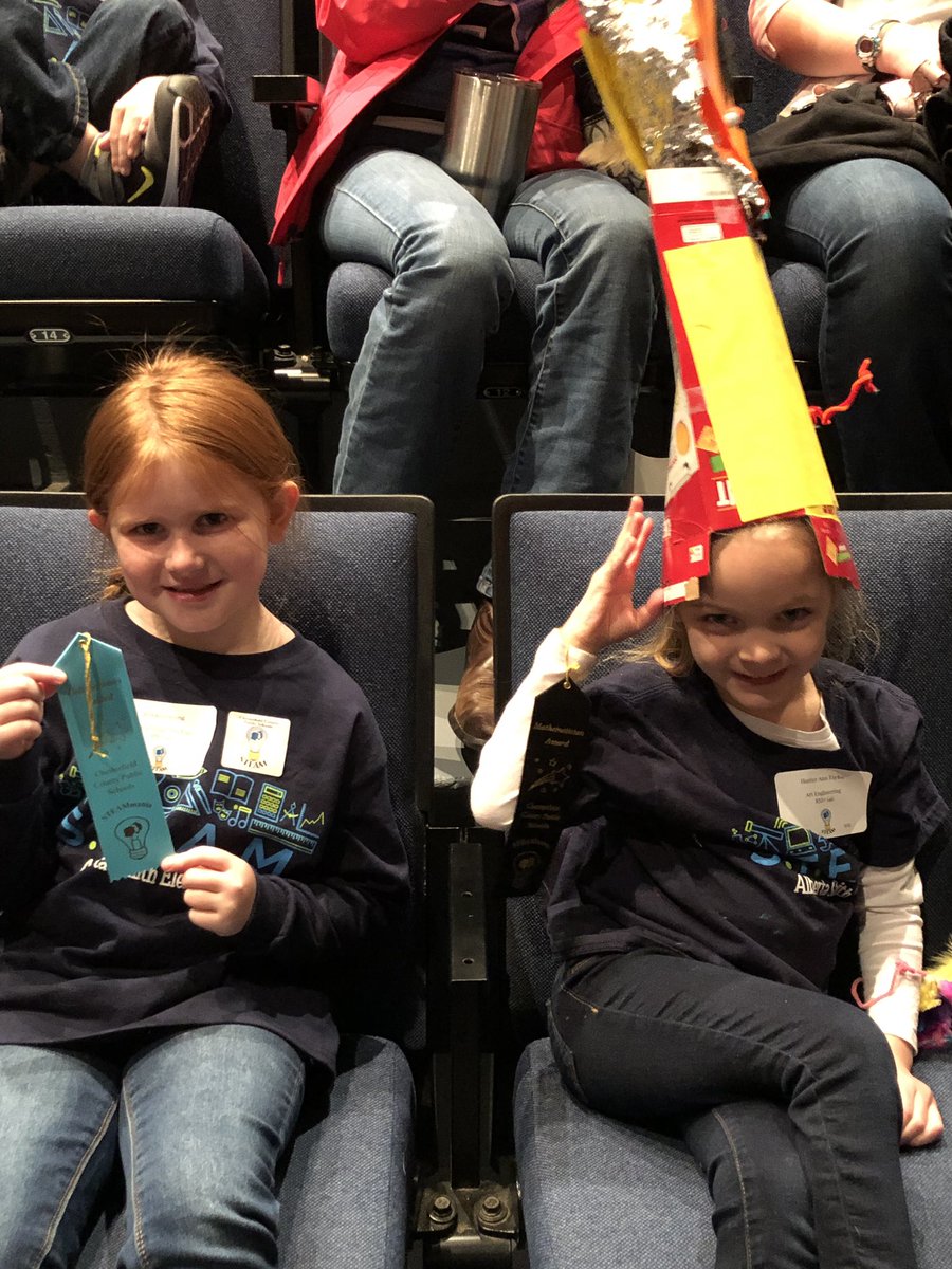 sharkhappenings's tweet image. Sharks having fun at #STEAMmania2019 #sharkSTEAM