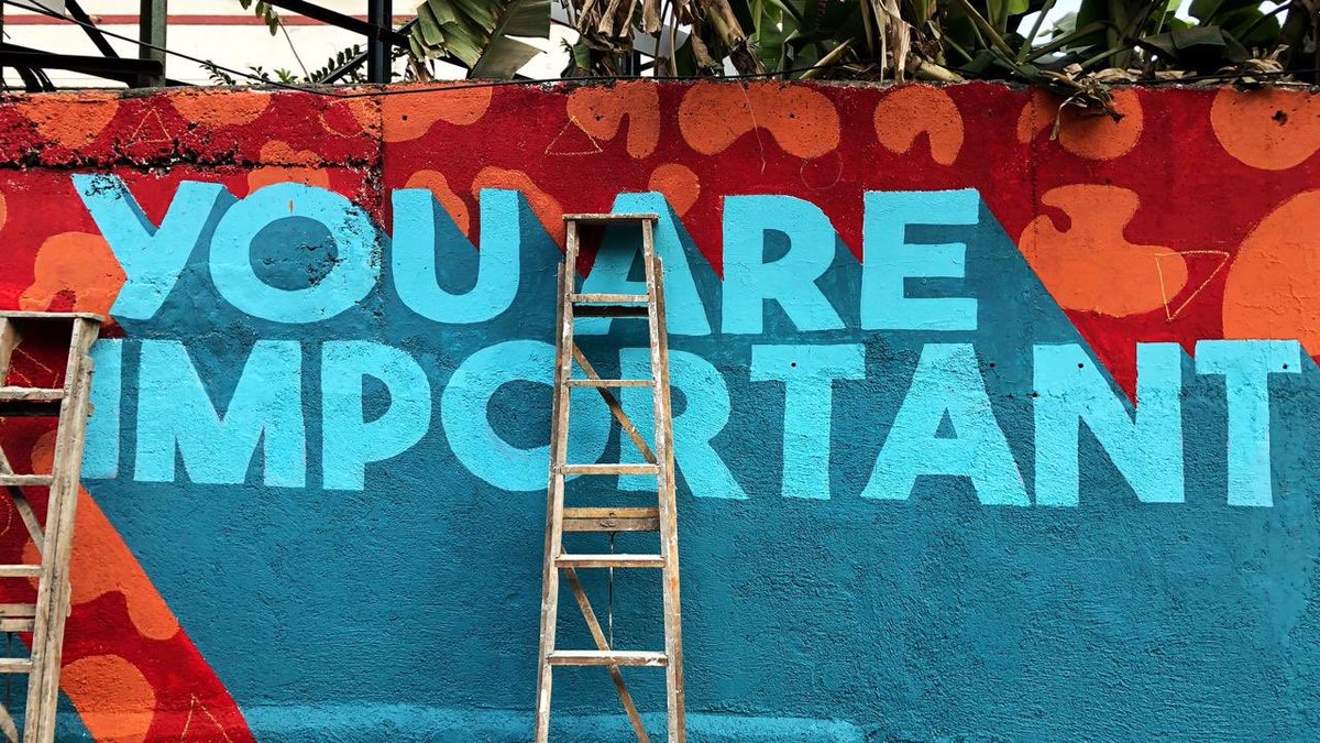 mpowerminds's tweet photo. We are deeply grateful to everyone who contributed to Art Express today, we could not have created such beautiful art without you all! If you missed painting on the Canvas of Change, we will be at S.V. Road, Bandra tomorrow too, from 8:30 a.m. onwards. #ChalRangDe @chalrangde https://t.co/9q96uAr791
