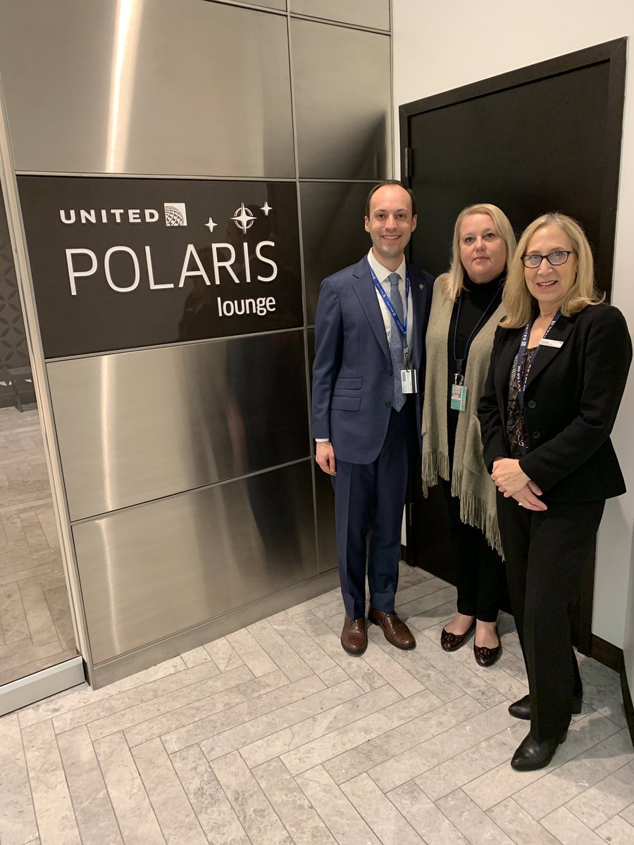 Our @weareunited Polaris Shining Stars on opening day at the new LAX United Polaris lounge! So proud of the passion and energy they are bringing to this fantastic customer experience. @bythebeach05 #BeingUnited #DreamPolaris