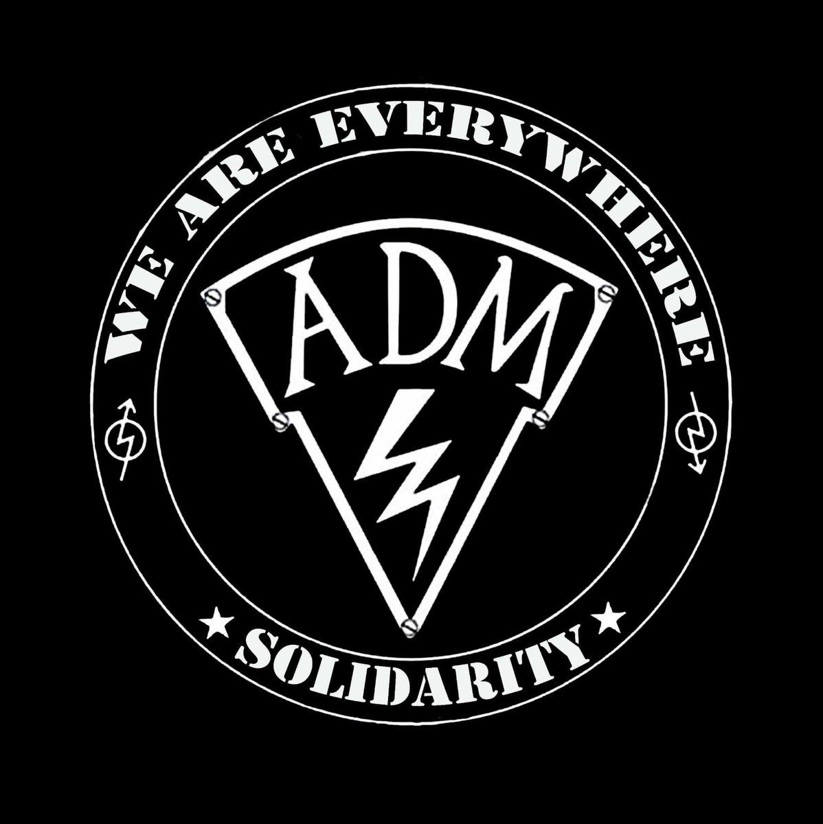 [audio] Bristol squat opens in solidarity with this week's eviction of 120 people from one of Europe's unique autonomous spaces, ADM in Amsterdam radio4all.net/index.php/prog… <a href="/LondonGypsyTrav/">London Gypsies&Travellers</a> <a href="/BearpitF/">Bearpit Defence Force</a> <a href="/beardedjourno/">Martin Booth</a> <a href="/ASSquattheworld/">Advisory Service for Squatters</a> <a href="/ADMAmsterdam/">ADM Amsterdam</a> on <a href="/BCfmRadio/">BCfm Radio</a>